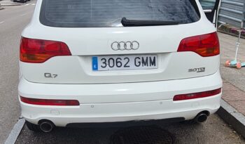 Audi Q7 full